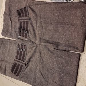 WORTHINGTON.  Modern fit dress pants. Size 6.